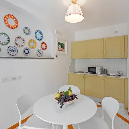 Torre Paradiso Aparthotel 3*