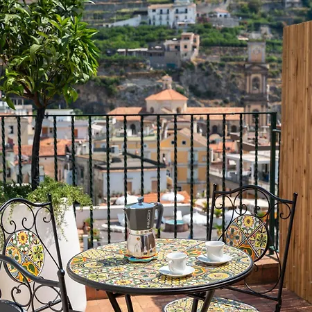 Torre Paradiso 3* Minori