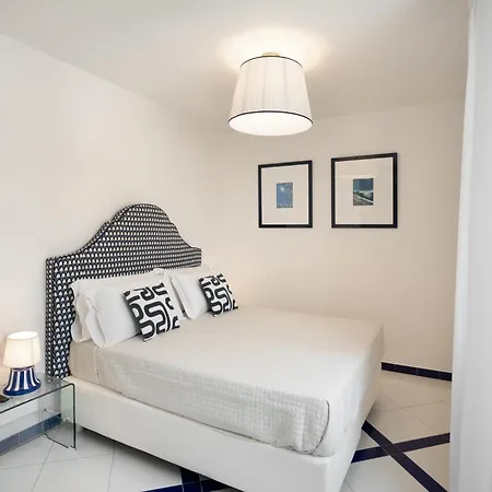 Aparthotel Torre Paradiso Minori