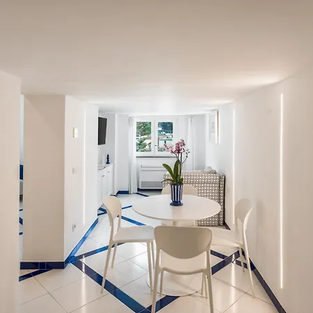 Torre Paradiso Aparthotel Minori