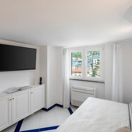 Aparthotel Torre Paradiso Minori