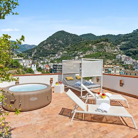 Torre Paradiso 3* Minori