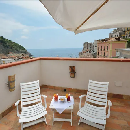Torre Paradiso Aparthotel Minori